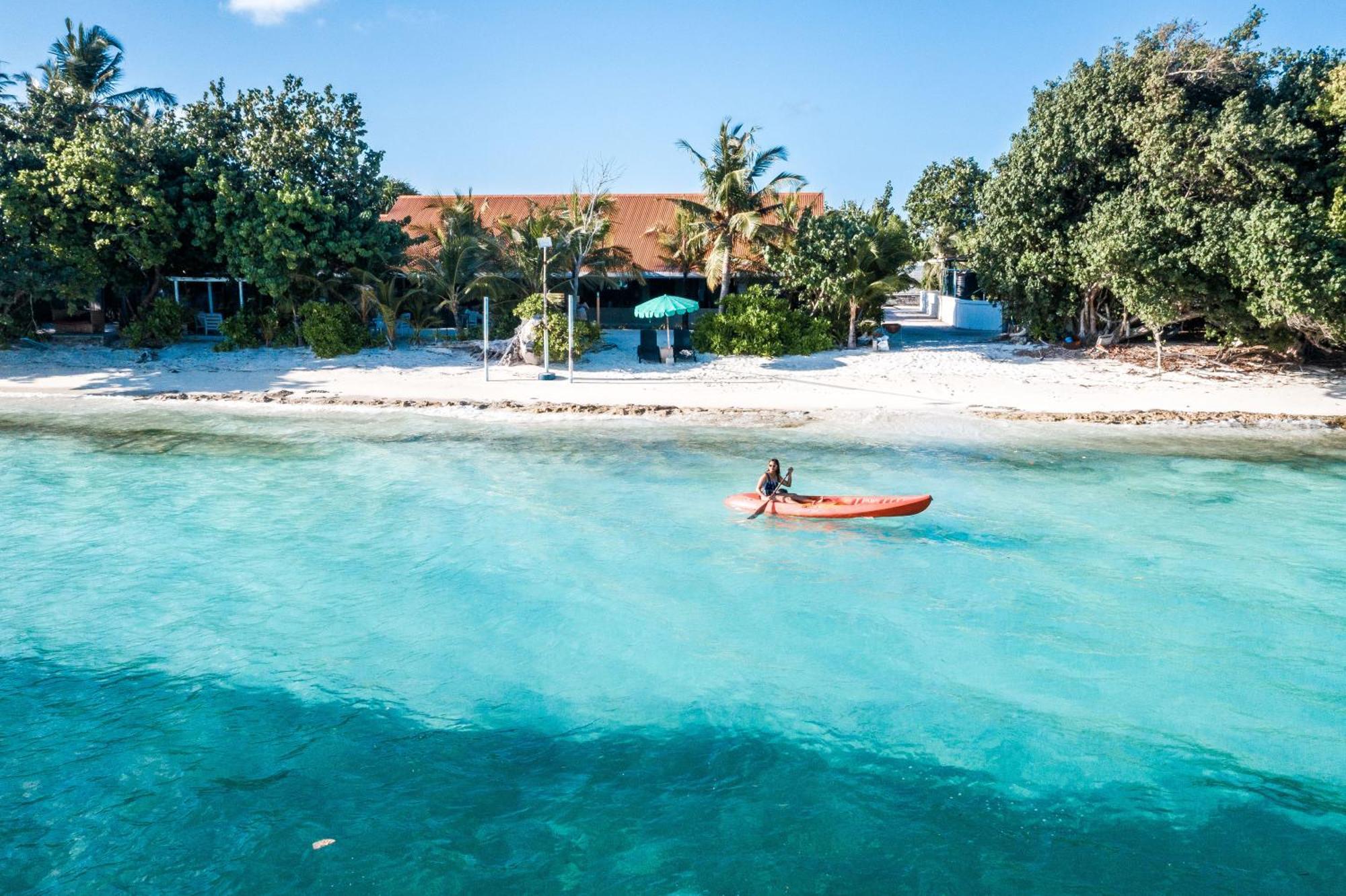 ホテル Tropical Tree Fehendhoo エクステリア 写真